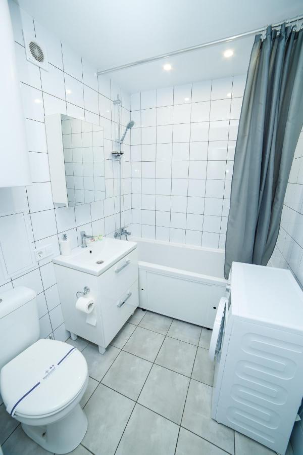 Tf Apartment Двокімнатні Апартаменти В Центрі Міста Полтава Экстерьер фото