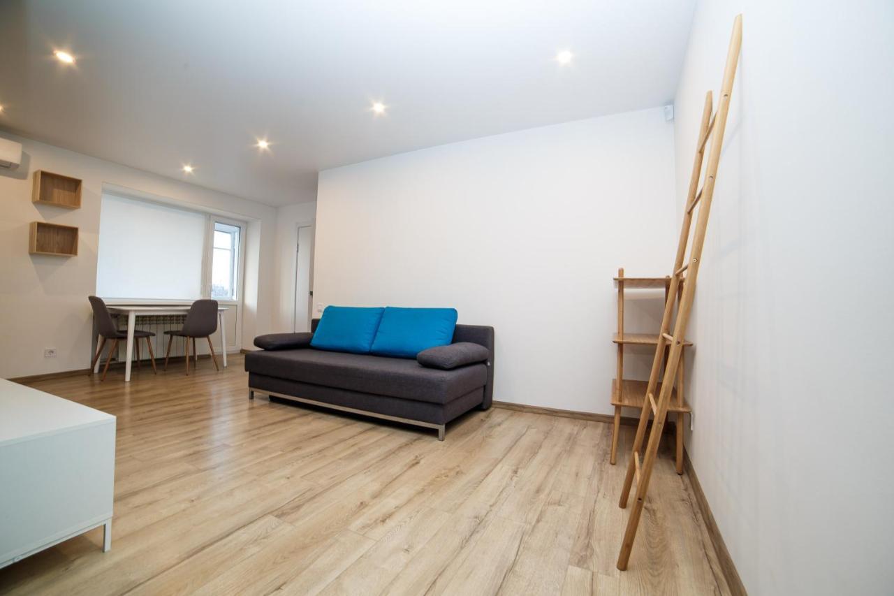 Tf Apartment Двокімнатні Апартаменти В Центрі Міста Полтава Экстерьер фото